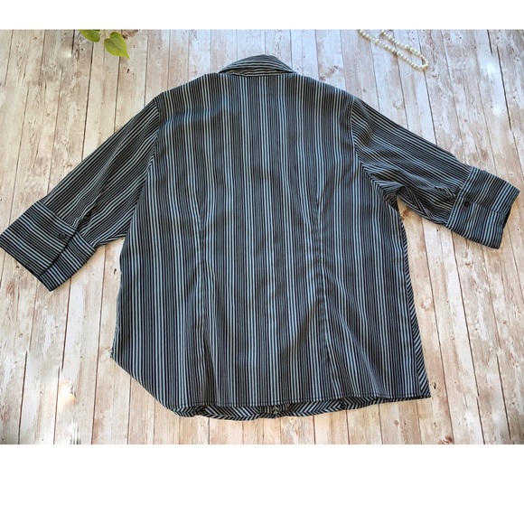 DCC Woman Stretch blouse zip front no iron - Picture 2 of 4